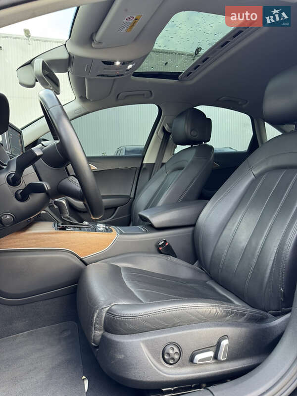Седан Audi A6 2015 в Киеве