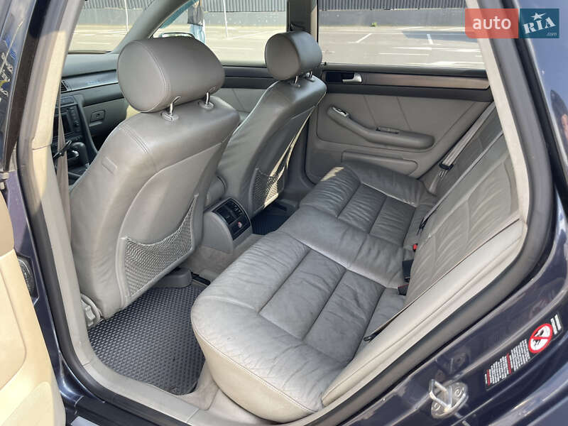 Универсал Audi A6 2002 в Киеве