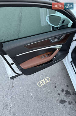 Седан Audi A6 2020 в 