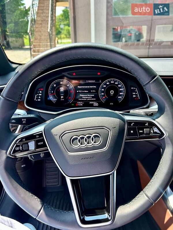 Седан Audi A6 2023 в Львові