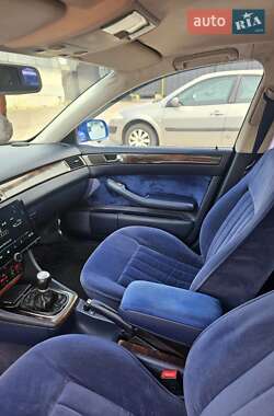 Седан Audi A6 1998 в 
