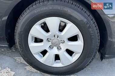 Универсал Audi A6 2012 в 