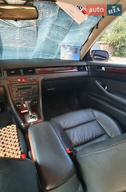 Седан Audi A6 2003 в 