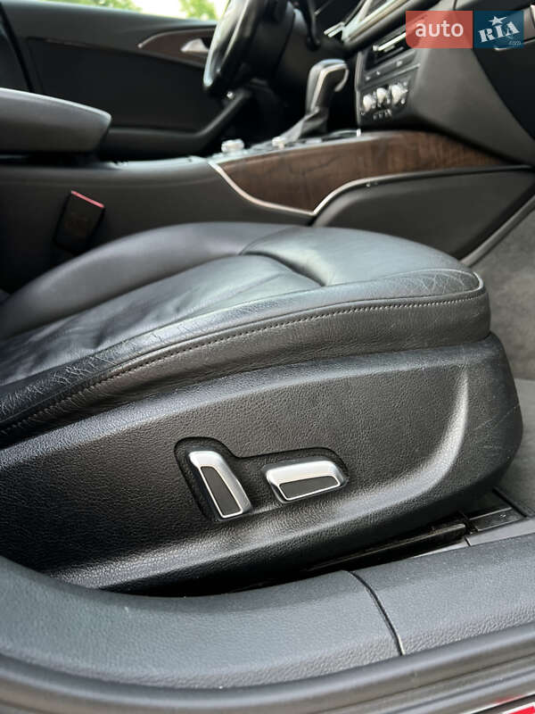 Седан Audi A6 2016 в Нововолинську