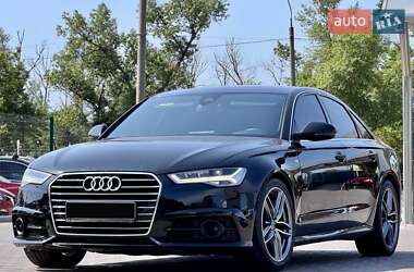 Седан Audi A6 2015 в 