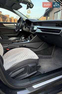 Седан Audi A6 2022 в 