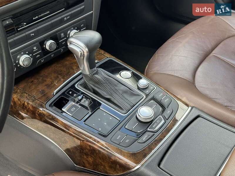 Седан Audi A6 2014 в Киеве