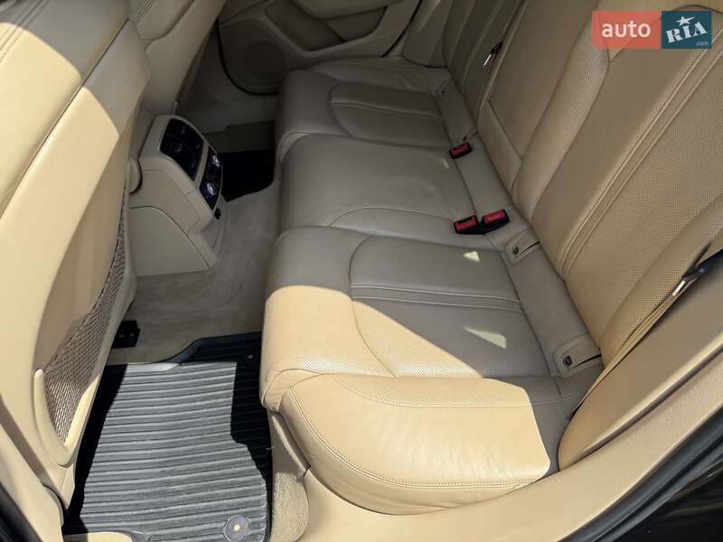 Седан Audi A6 2012 в Виннице