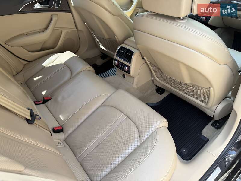 Седан Audi A6 2012 в Виннице