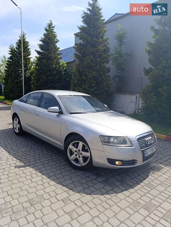 Седан Audi A6 2004 в 
