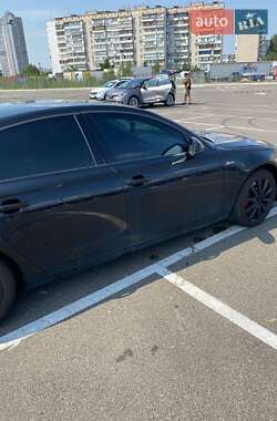 Седан Audi A6 2012 в 