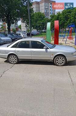 Седан Audi A6 1996 в Вараше