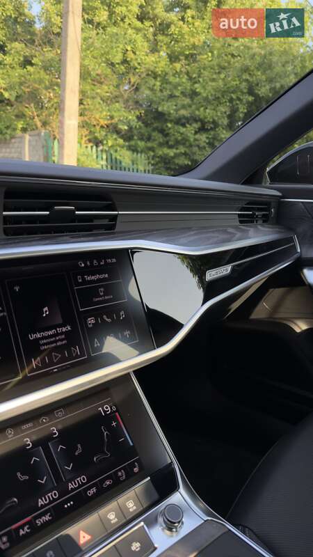 Седан Audi A6 2023 в Львове