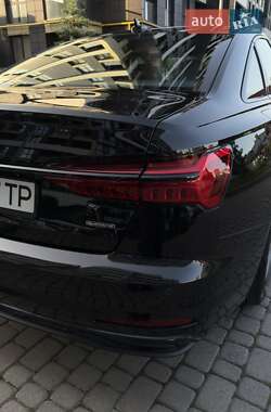 Седан Audi A6 2023 в Львове