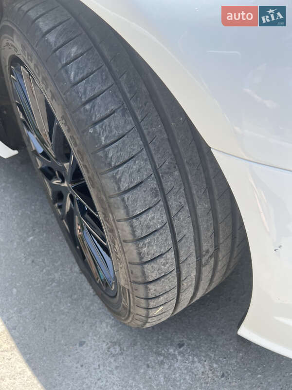 Седан Audi A6 2015 в Днепре