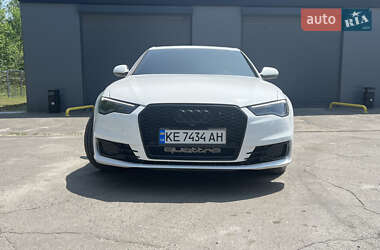 Седан Audi A6 2015 в 
