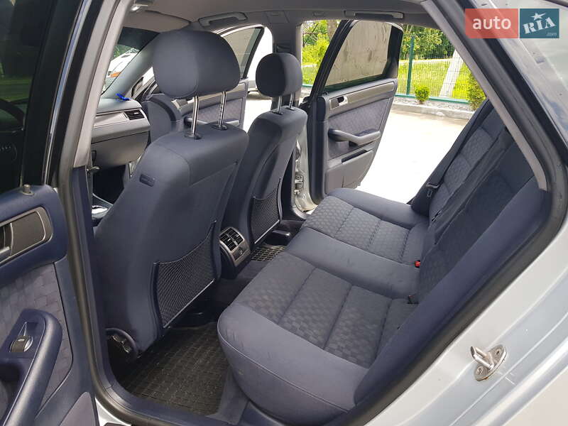 Седан Audi A6 2002 в Самборе