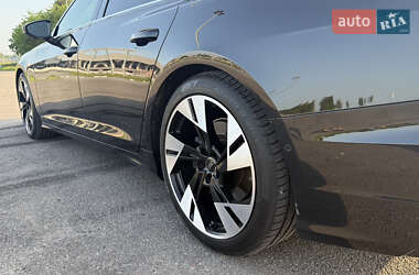 Седан Audi A6 2019 в 