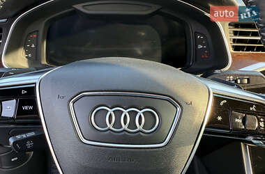 Седан Audi A6 2019 в 