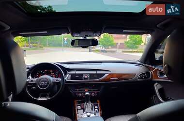 Седан Audi A6 2015 в 