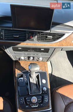 Седан Audi A6 2012 в 