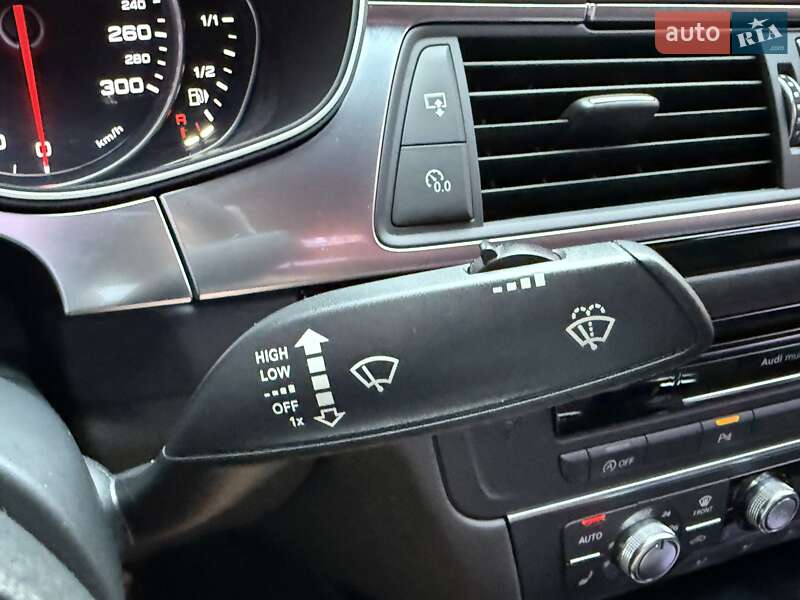 Седан Audi A6 2015 в Киеве