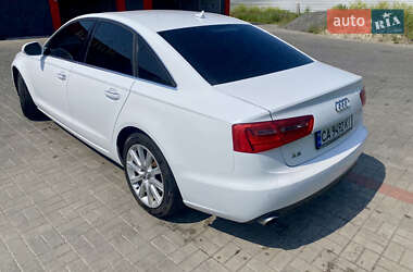 Седан Audi A6 2014 в 