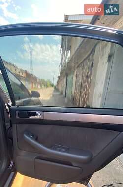 Седан Audi A6 2000 в 