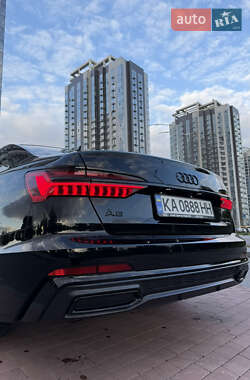 Седан Audi A6 2022 в 