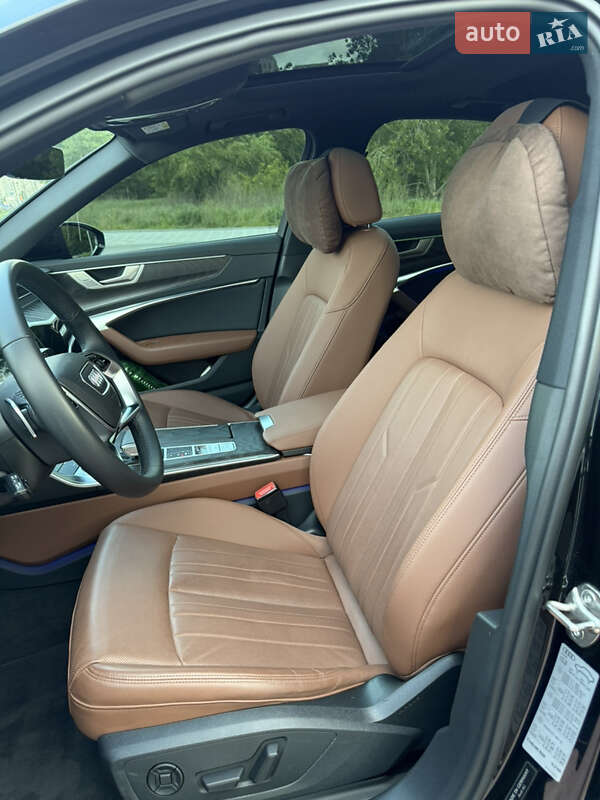 Седан Audi A6 2022 в Киеве