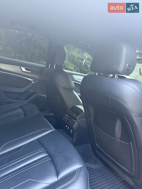 Седан Audi A6 2018 в Львове