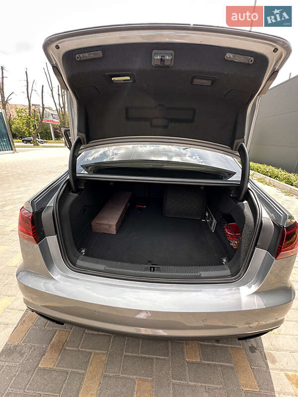 Седан Audi A6 2017 в Виннице