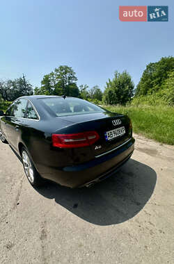 Седан Audi A6 2010 в 