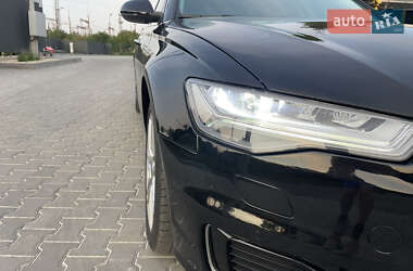 Седан Audi A6 2015 в 