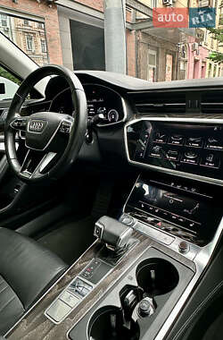 Седан Audi A6 2018 в 