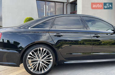 Седан Audi A6 2016 в 