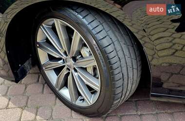 Седан Audi A6 2019 в 