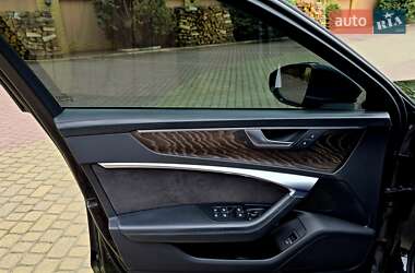 Седан Audi A6 2019 в 