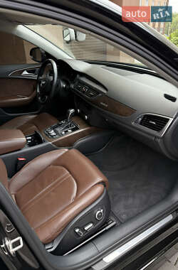 Седан Audi A6 2015 в 
