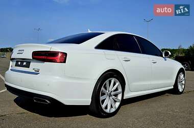 Седан Audi A6 2015 в 