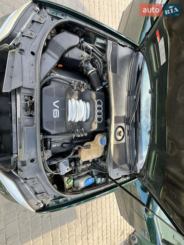 Седан Audi A6 1998 в Кременчуге