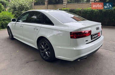 Седан Audi A6 2016 в 