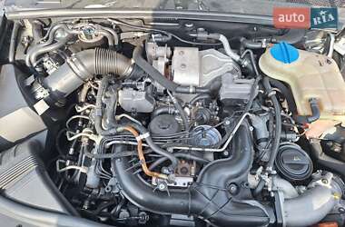Седан Audi A6 2004 в 