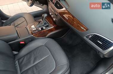 Седан Audi A6 2015 в 