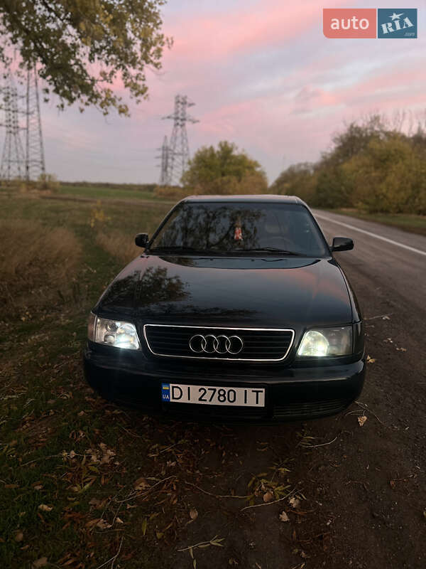 Седан Audi A6 1995 в 