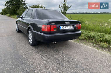 Седан Audi A6 1995 в 