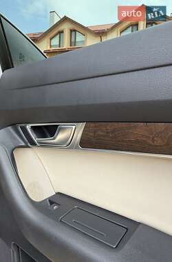 Седан Audi A6 2010 в 