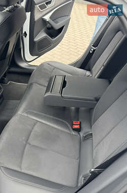 Седан Audi A6 2023 в 