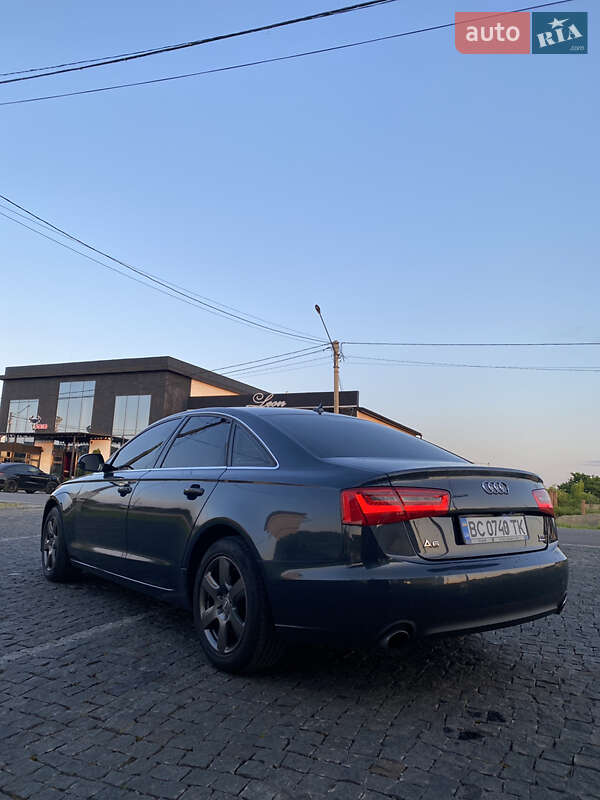 Седан Audi A6 2012 в Тячеве