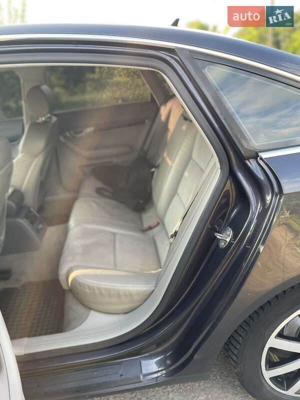 Седан Audi A6 2004 в Вінниці